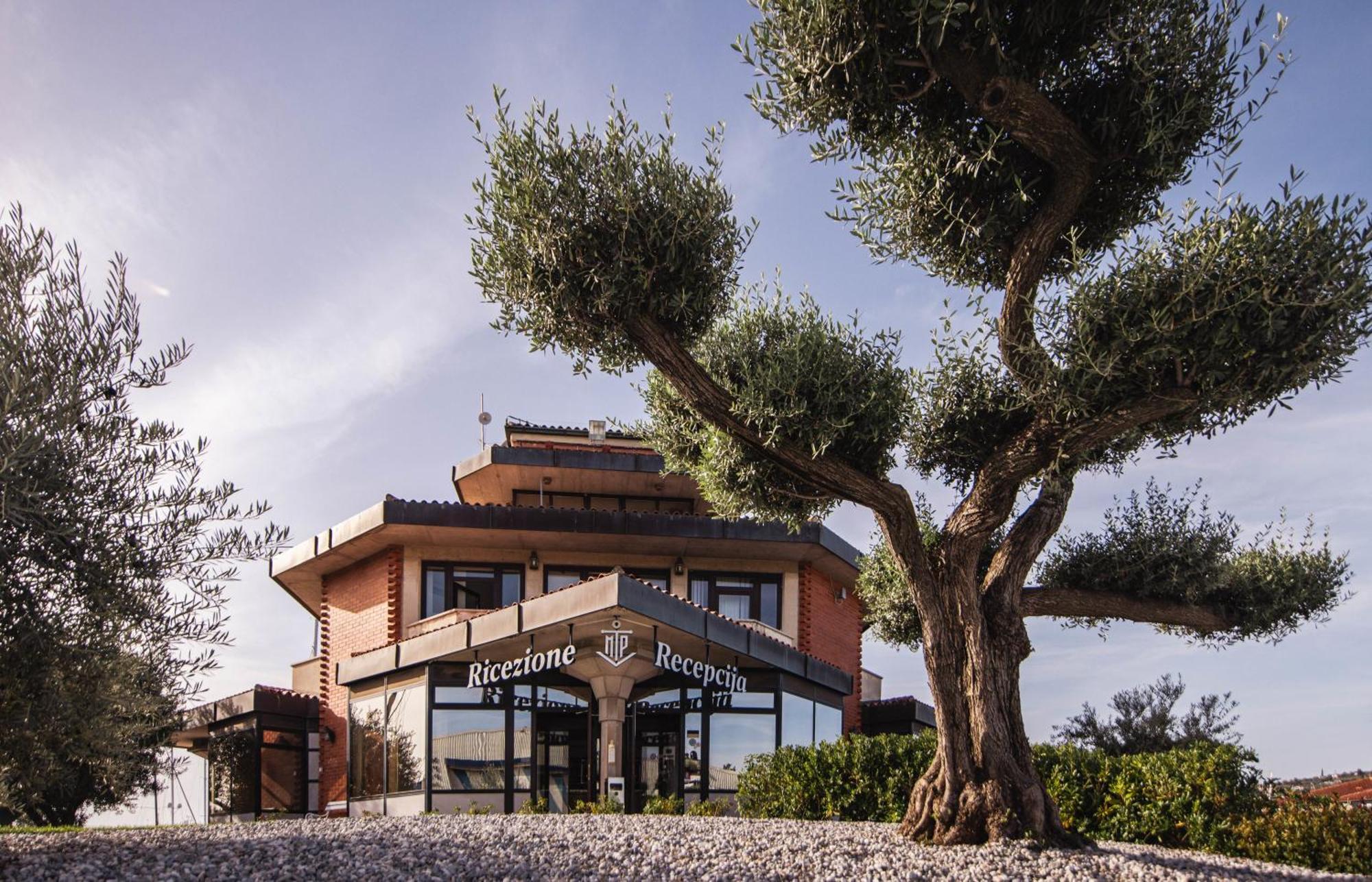 Sea Resort Marina Portorož Buitenkant foto